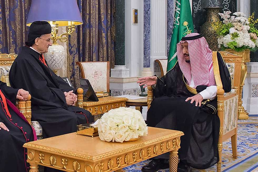 الملك سلمان يستقبل البطريرك اللبناني بشارة الراعي.