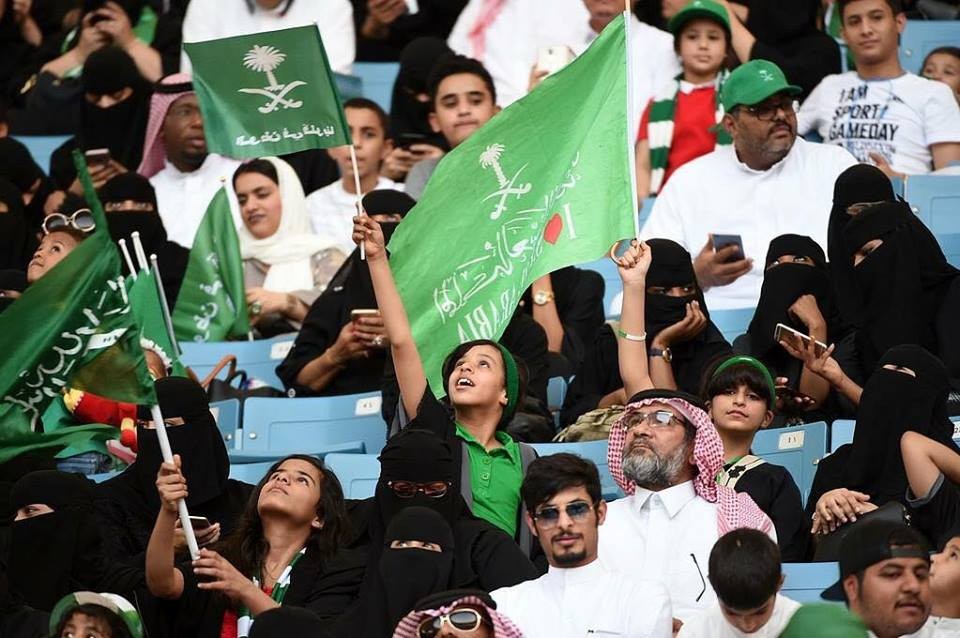 كيف تغيرت حياة المرأة السعودية في أسبوع فقط؟ .. (تقرير)