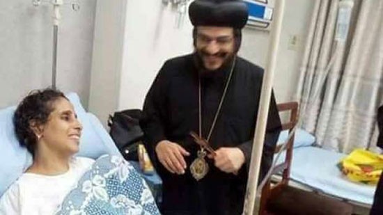 بالفيديو: تفاصيل طعن سيدة مسيحية 8 طعنات بالإسكندرية.