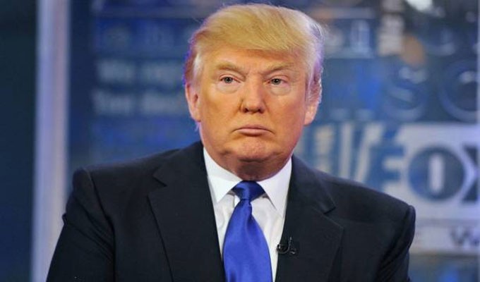 ترامب يعلن قطع إيران الإنترنت عن المتظاهرين ويصفها "الدولة رقم واحد بالعالم الراعية للإرهاب"