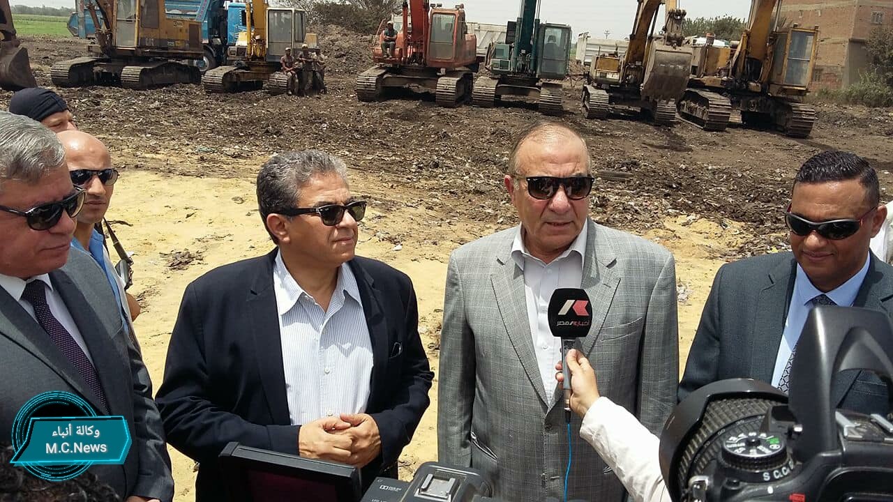 وزيرى التنمية المحلية والبيئة يدشنوا مصنع لتدوير القمامة بطاقة 500 طن يومياً بالمنوفية