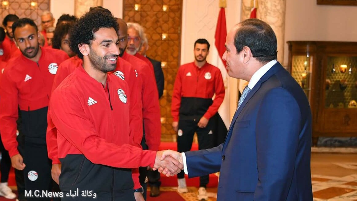 السيسي يستقبل بعثة المنتخب الوطنى قبل المغادرة للمشاركة فى بطولة كأس العالم  (صور)