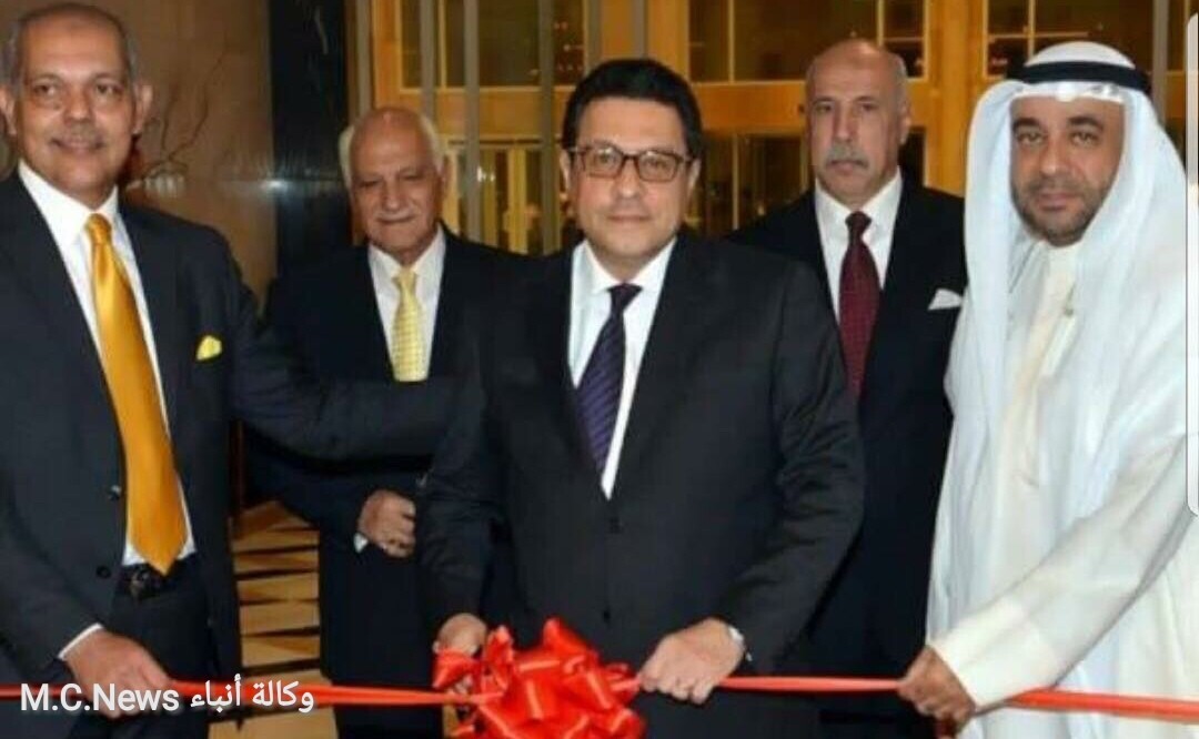 السفير القونى يفتتح معرض إفرست العقاري فى الكويت