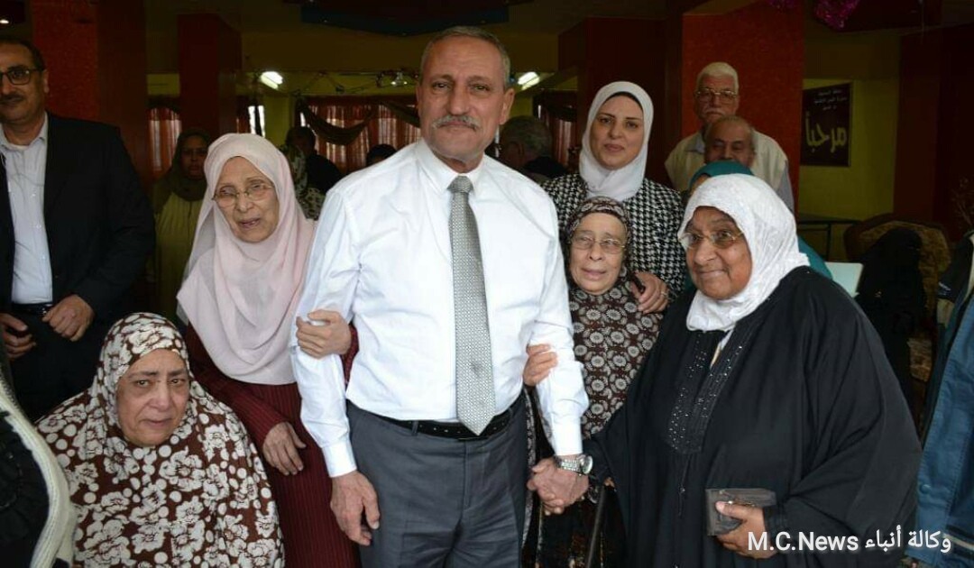 محافظ الإسماعيلية: السماح للمسنين بإستخدام وسائل المواصلات العامة وأندية المحافظة بالمجان