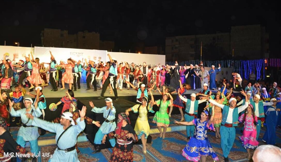 الإسماعيلية تفتح باب التقديم للشباب الراغبين بالمشاركة بلجنة المرافقين لمهرجان الفنون الشعبية