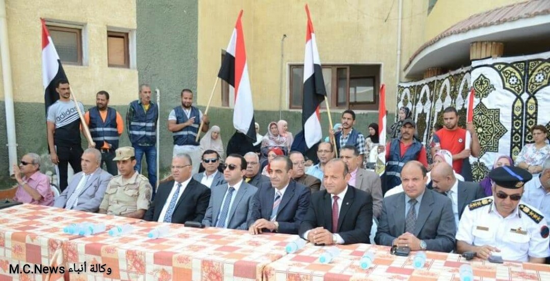 نائب محافظ الإسماعيلية يشهد أحتفال مدرسة السادات الثانوية العسكرية بالعيد الوطنى للمحافظة