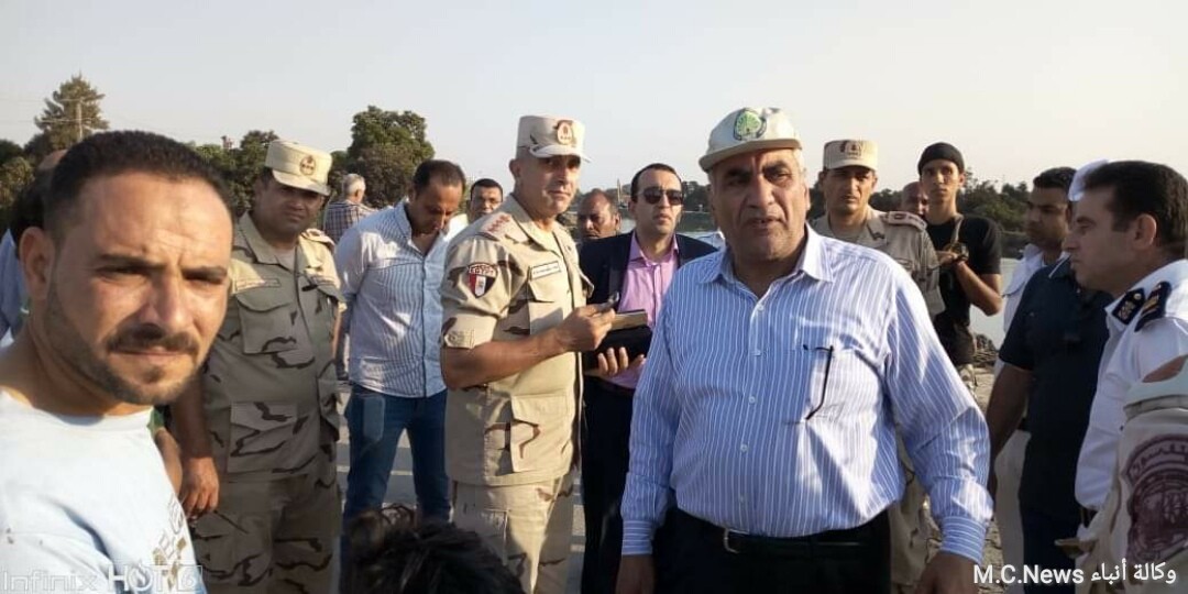 إنهيار جزئى لجسر ترعة السويس بمنطقة الضبعية ونائب محافظ الإسماعيلية يتابع إصلاحه ميدانياً